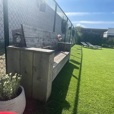 Feel@home Aan Zee וילה