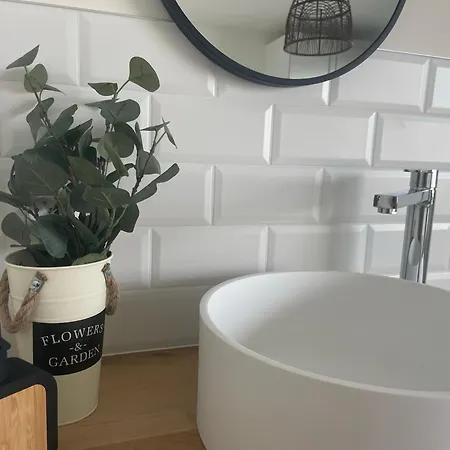 Feel@home Aan Zee *